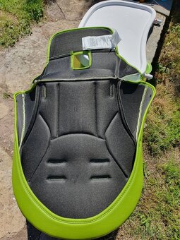 Multifunkční skládací jídelní židlička - 5