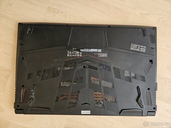 Herní notebook MSI Bravo 17 - 5