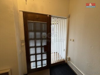Pronájem obchod a služby, 20 m², Žebrák, ul. Náměstí - 5