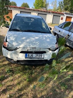 Mitsubishi Colt - 5