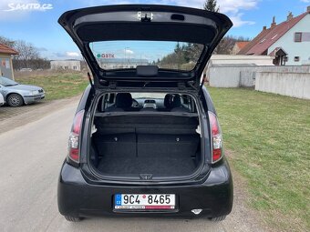Daihatsu Sirion, 1.3i - 5