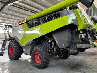 CLAAS LEXION 7400 - 5