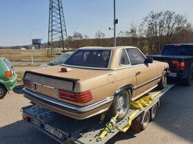 Mercedes SL 500 rok 1985 na renovaci - 5