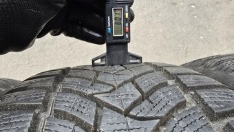 Zimní pneu 225/45/18 Dunlop - 5