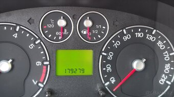Ford fusion 1.4i benzín - 5