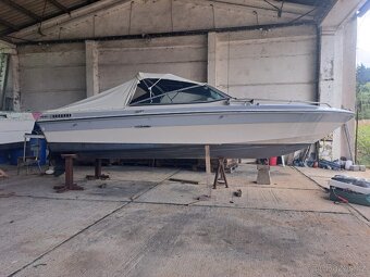 Motorová loď člun Sea ray Seville 19 - 5
