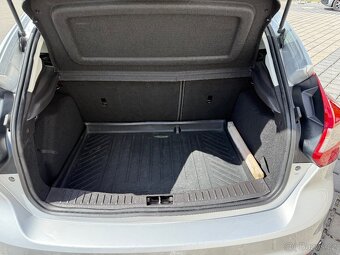 Ford Focus 1,6Tdci 85kW r.v.2011 Serviska - 5