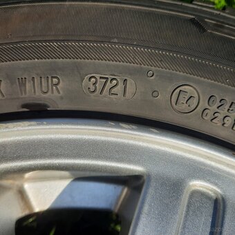 Celoroční pneu 175/65R14T na alu discích – Ford Fiesta 5.gen - 5