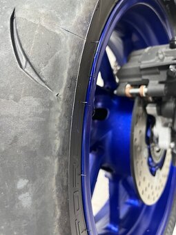 YAMAHA MT 09 - 5