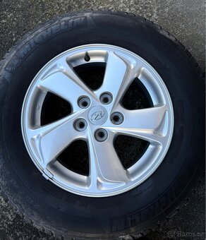 Alu kola Hyundai 5x114,3 R16  Michelin 215/70/16 - 5