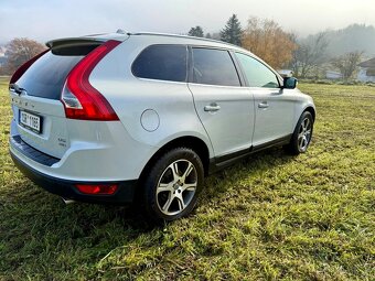 Volvo XC60 D5 2.4 151 kW – 4x4, najeto jen 90 000 km - 5