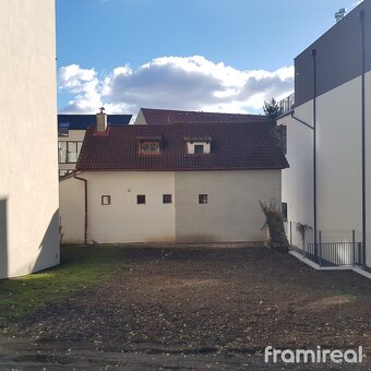 Prodej pozemku pro bydlení v bytových domech, 167 m² - Praha - 5