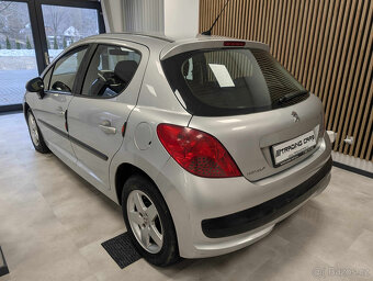 Peugeot 207 1,4 i - 5
