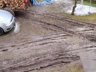 Tvrdé palivové dřevo polena. - 5