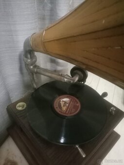 Gramofon s troubou - 5