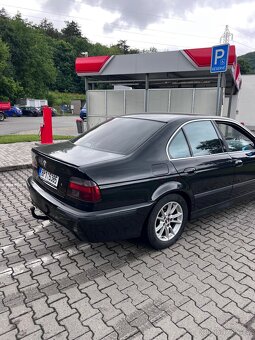 BMW E39 540i vyměním - 5