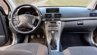 Toyota Avensis 1.8 VVTi combi - 5