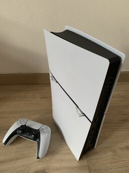 PlayStation 5 (Slim) Digital Edition - 825GB + 1TB SSD - 5