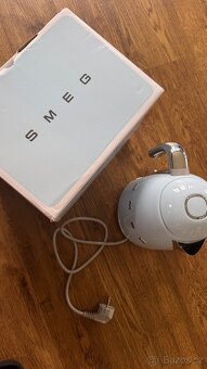 Smeg - rychlovarna konvice s nasatvitelnou teplotou - 5