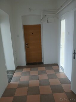 Volný byt k pronájmu - 5