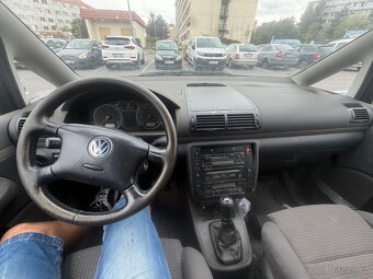 Vw sharan 1.9 TDi 85kw ( 7 míst ) - 5