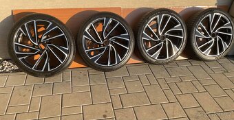 ADELEIDE VERITATE NOVÝ model  orig.skoda Superb3V  5x112  8j - 5