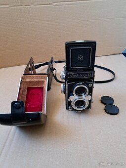 Fotoaparát YASHICA D - 5