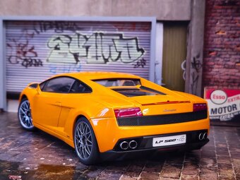Lamborghini Gallardo LP560-4 1:18 AutoArt - 5