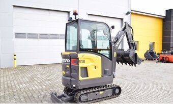 Pásový minibagr Volvo EC18E - 5