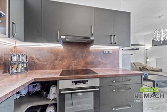 Pronájem byty 2+kk, 52 m2, terasa 6 m2,- Uherské Hradiště -  - 5