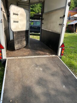 Přepravník na 2 koně Ifor Williams HB 511 - 5