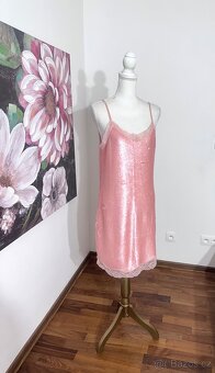 Nádherné šaty s flitry Guess ( Nové s cenovkou ) - 5