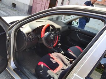 Volkswagen Bora 1.6 - 5