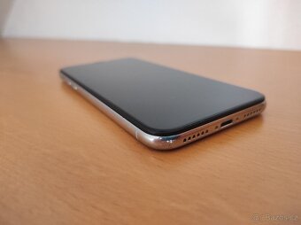 iPhone X 64 Gb (na díly nebo odblok) - 5