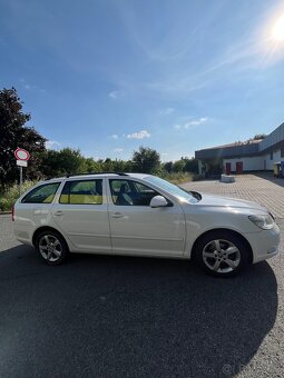 Prodám ŠKODA OCTAVIA 2, 1.6 TDI, r. v. 2011, DSG - 5