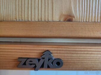 Smrková kuchyňská linka s vestavěnými spotřebiči,5561 - 5