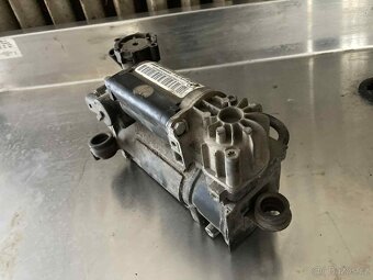 Vzduchový kompresor podvozku - 5