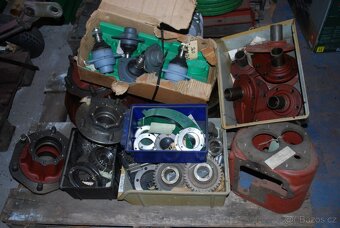 Avia A15 - A31T - velké množství NOVÝCH dílů - 5