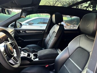 Porsche Cayenne - 5