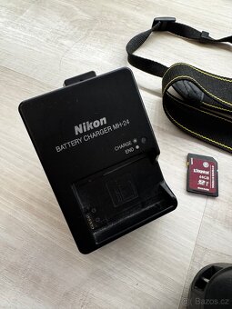 Nikon D3400 + Nikkor 18-55mm (3.5-5.6G) - 5