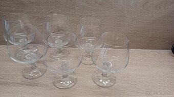 Sklo a porcelán - 5