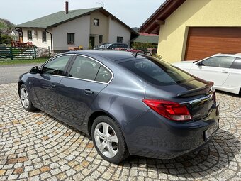 Opel Insignia 2.0CDTi 4X4 SPORT - 5
