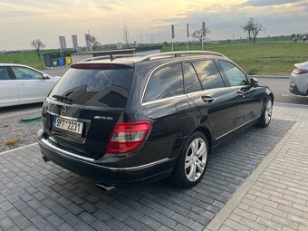 Mercedes C320 CDI - 5