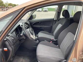 Kia Venga 1.4i 66kw, 2011, klima - 5