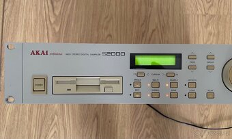 Akai S2000 - 5