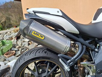 Triumph Speed Triple 1050 - 5
