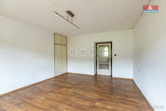 Prodej bytu 4+1 v Nižboru, 86 m², ul. Pod Nádražím - 5