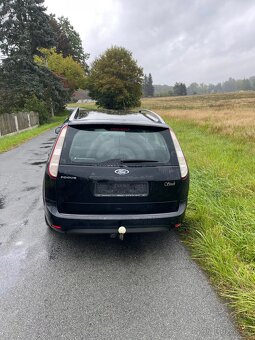 Ford Focus 1.8 - 5