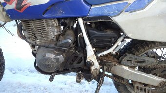 Yamaha TT 600 E s tp - 5