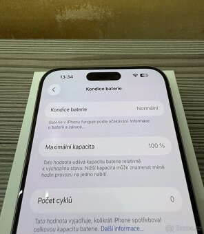 Apple iPhone 15 Pro Max 256GB bílá, 100% baterie - 5